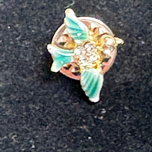 Vintage Bluebird of Happiness Tiny Tack Lapel Hat Pin - Picture 2 of 11